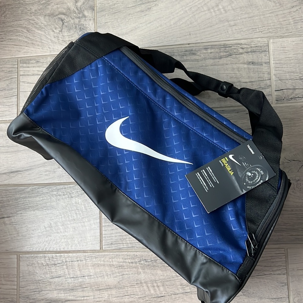 Nike Brasilia Duffel Bag - NEW - Picture 7 of 10